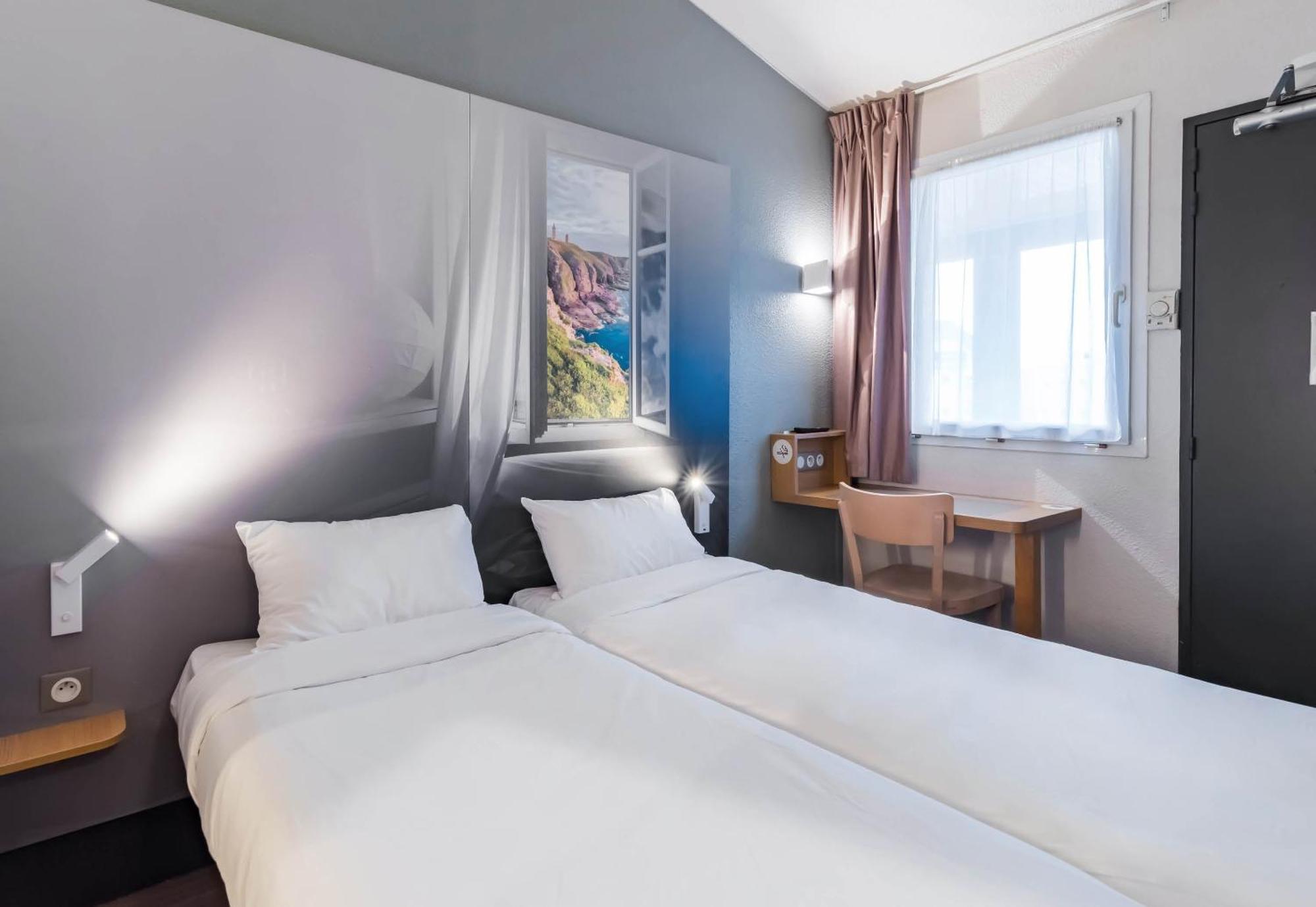 B&B Hotel Saint-Brieuc Tregueux Bagian luar foto