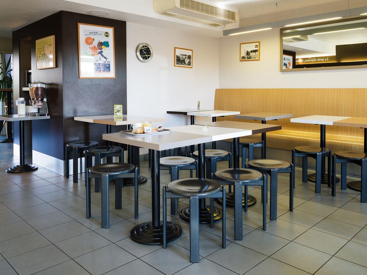 B&B Hotel Saint-Brieuc Tregueux Bagian luar foto